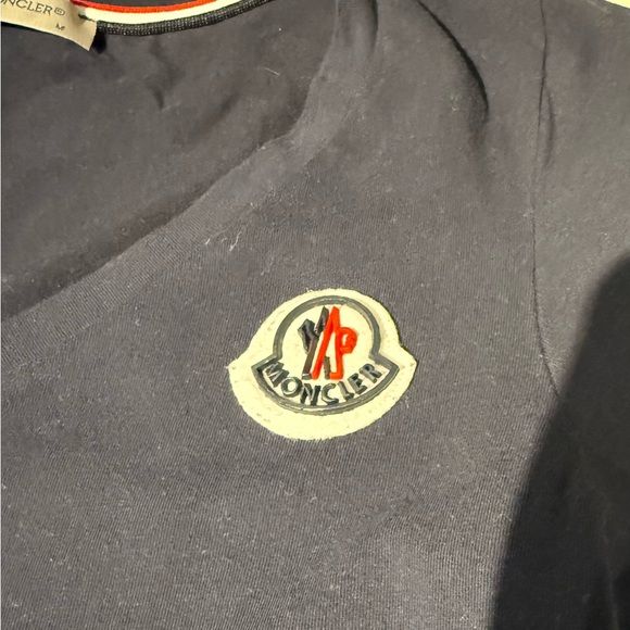 Moncler Dark Blue V-Neck Tee with Logo - Picture 3 of 6